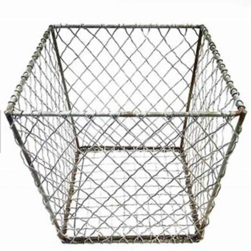 NWT Primitives by Kathy set of 2 wire storage baskets